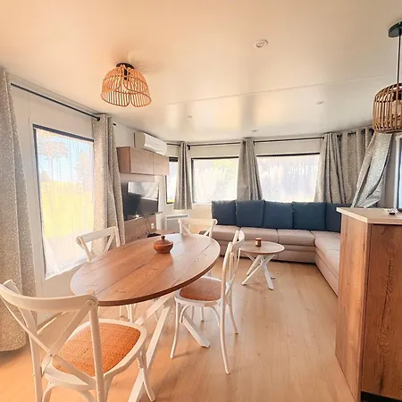 营地 Mobil-home Climatise 6 Pers Avec Piscine, Terrasse Ombragee Et Parking *