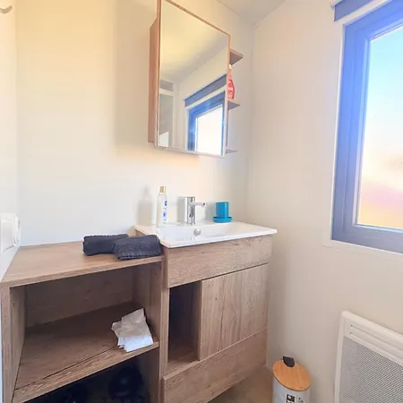 营地 Mobil-home Climatise 6 Pers Avec Piscine, Terrasse Ombragee Et Parking 海滨圣玛丽