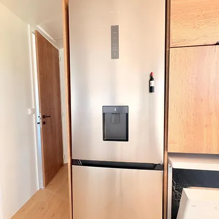 Mobil-home Climatise 6 Pers Avec Piscine, Terrasse Ombragee Et Parking